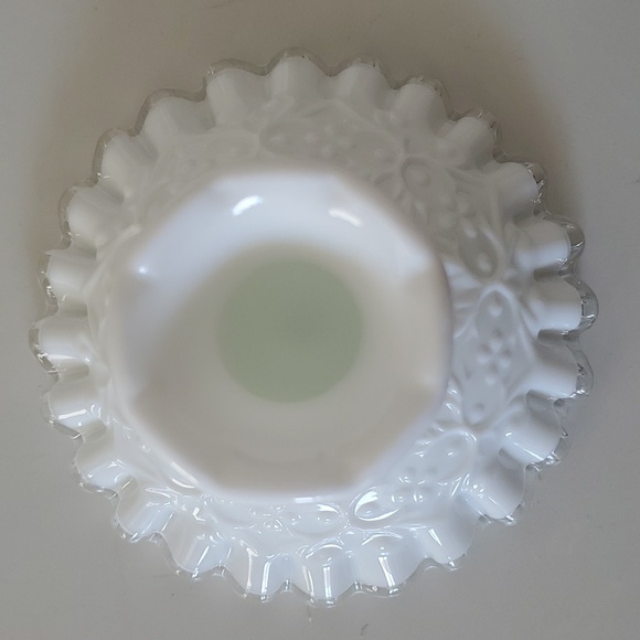 Vintage Fenton Silvercrest Candlestick Holders - Picture 2 of 3